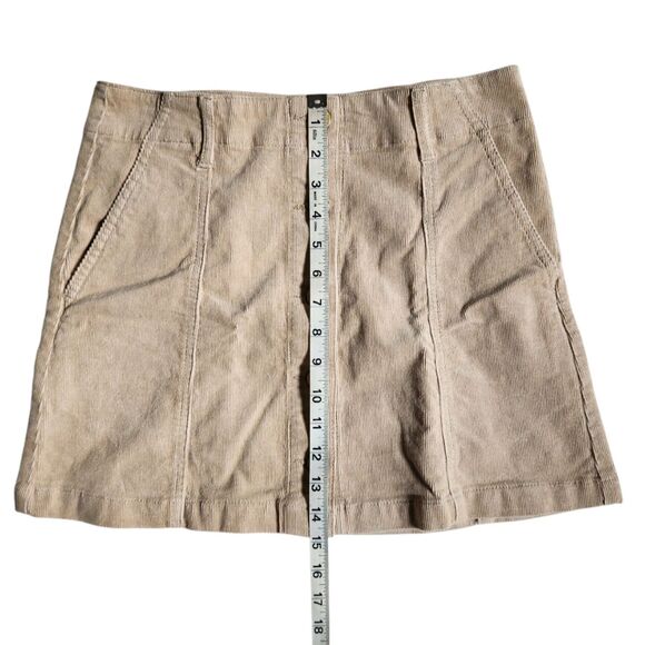 Forever 21 Premium Corduroy Mini Skirt Size 27 - Picture 8 of 9